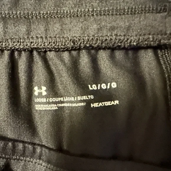 Women’s Under Armour Black Track Pants - Picture 2 of 2